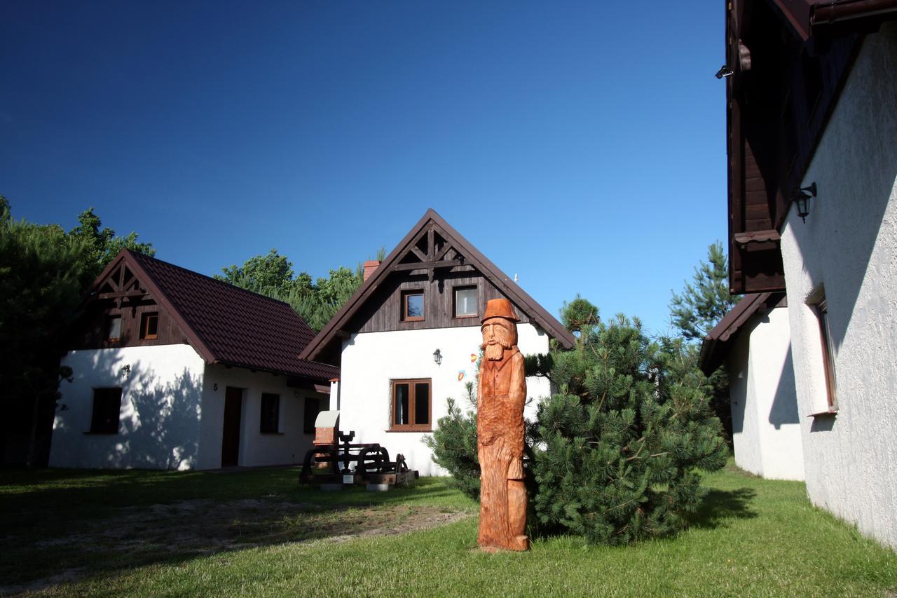 Osada Pod Czerwonym Debem - Czarny Mlyn Villa Jastrzębia Góra Kültér fotó