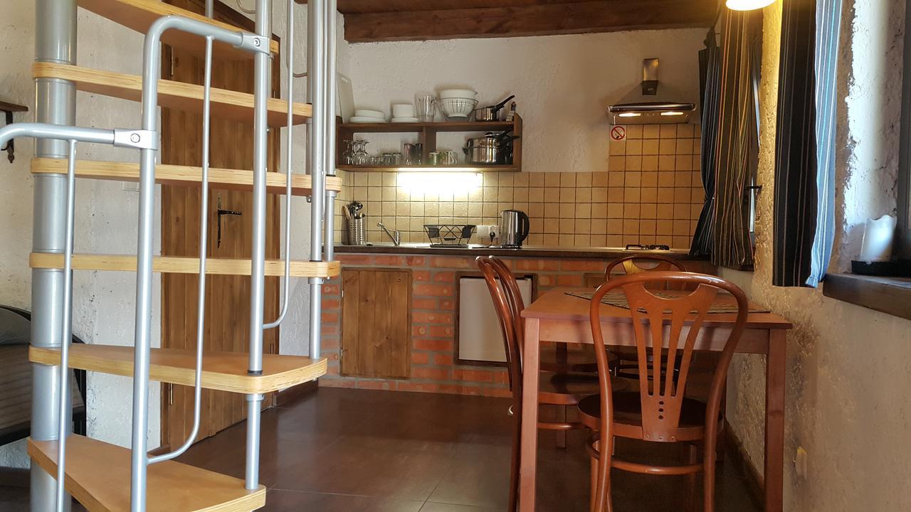 Osada Pod Czerwonym Debem - Czarny Mlyn Villa Jastrzębia Góra Kültér fotó